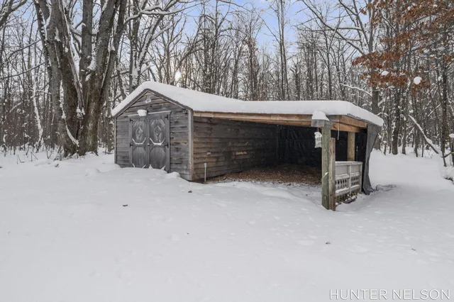 $280,000 | 2627 North Evergreen Drive, White Cloud, MI 49349