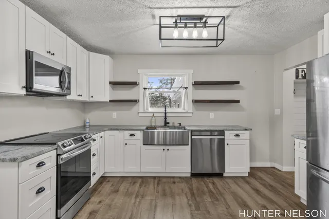 $280,000 | 2627 North Evergreen Drive, White Cloud, MI 49349