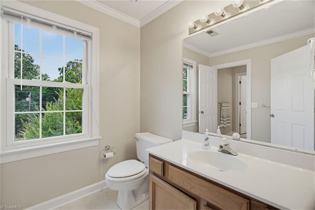 520 Barrett Road Winston-Salem, NC 27104 - Photo 13 of 27