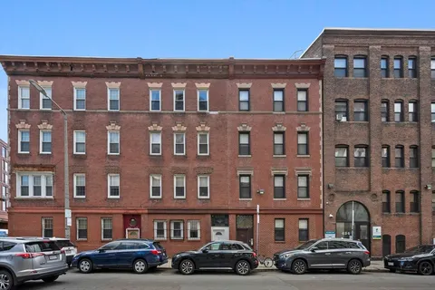 $2,600,000 | 410 Harrison Avenue, Boston, MA 02118