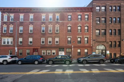 $2,600,000 | 410 Harrison Avenue, Boston, MA 02118