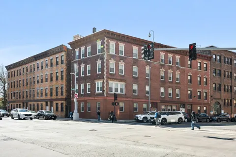 $2,600,000 | 410 Harrison Avenue, Boston, MA 02118