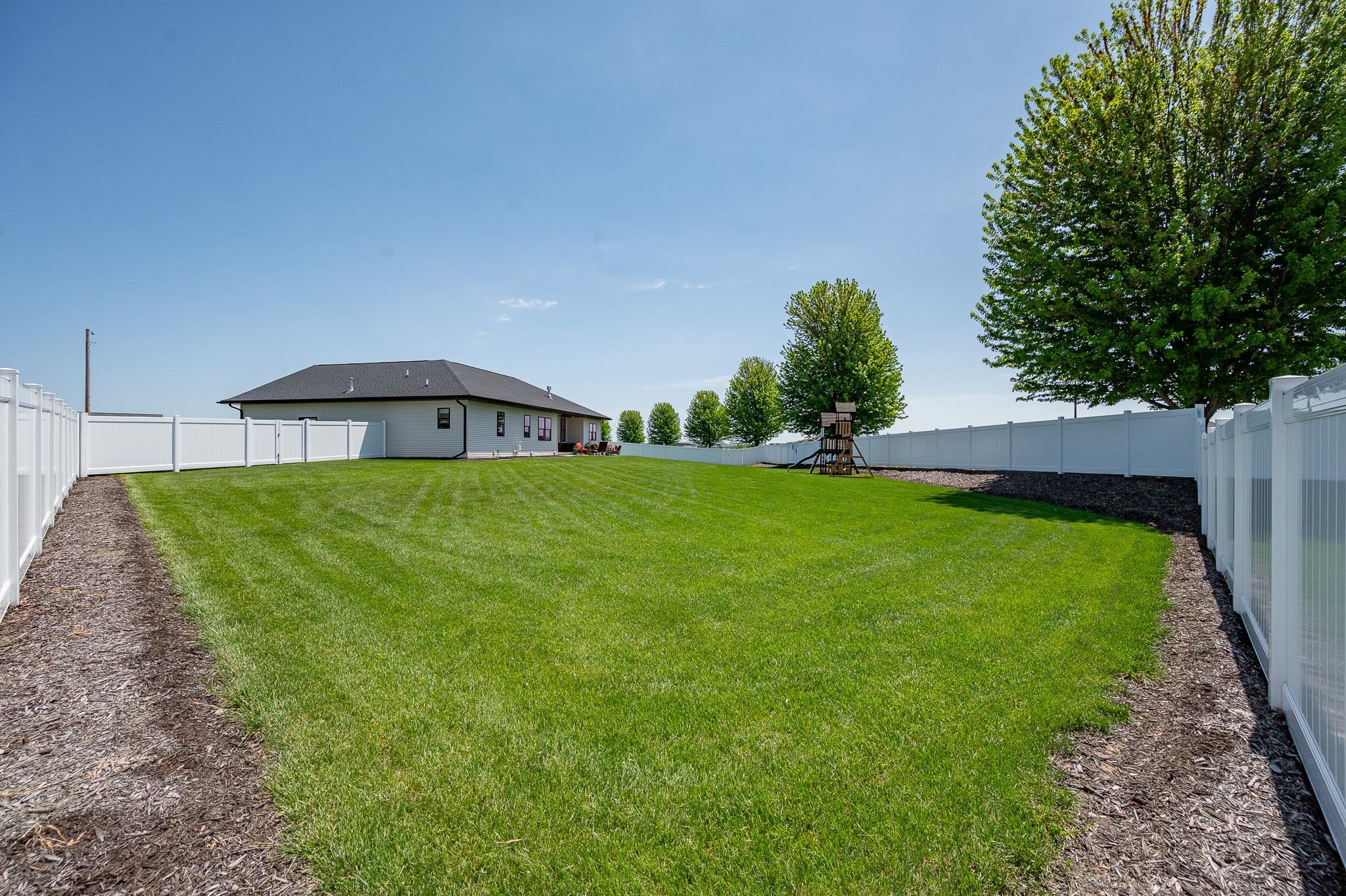 2217 Fox Point Court De Pere, WI 54115 - Photo 49 of 57