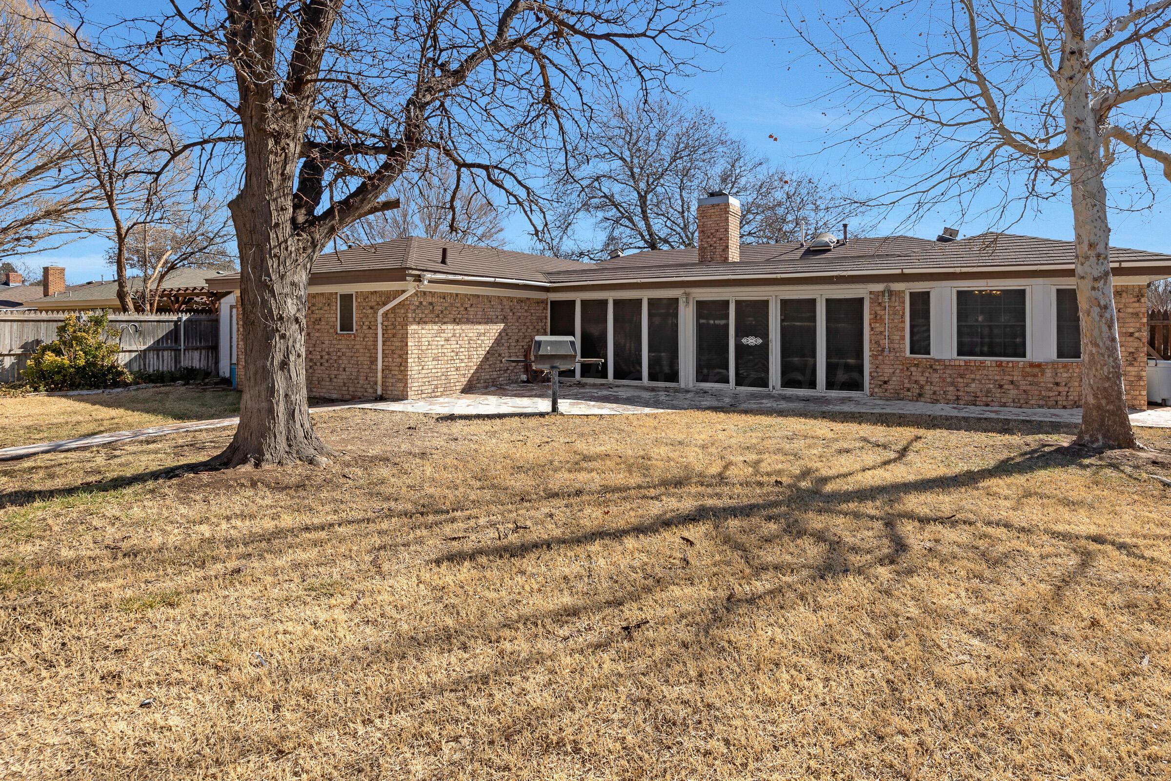 7206 Southwest 37th Avenue Amarillo, TX 79109 - Photo 3 of 29 27-Rear