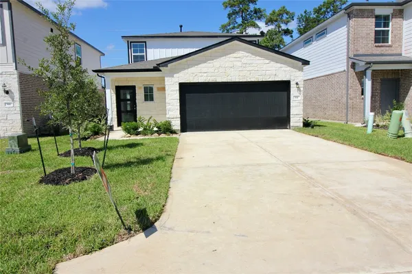 $2,250 | 64 Ashe Juniper Way, Magnolia, TX 77354