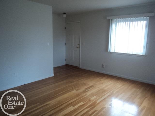 8401 18 18 Mile Road, Unit 124 Sterling Heights, MI 48313 - Photo 15 of 52