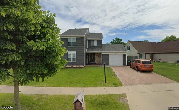 $2,400 | 111 Filbert Drive, Streamwood, IL 60107