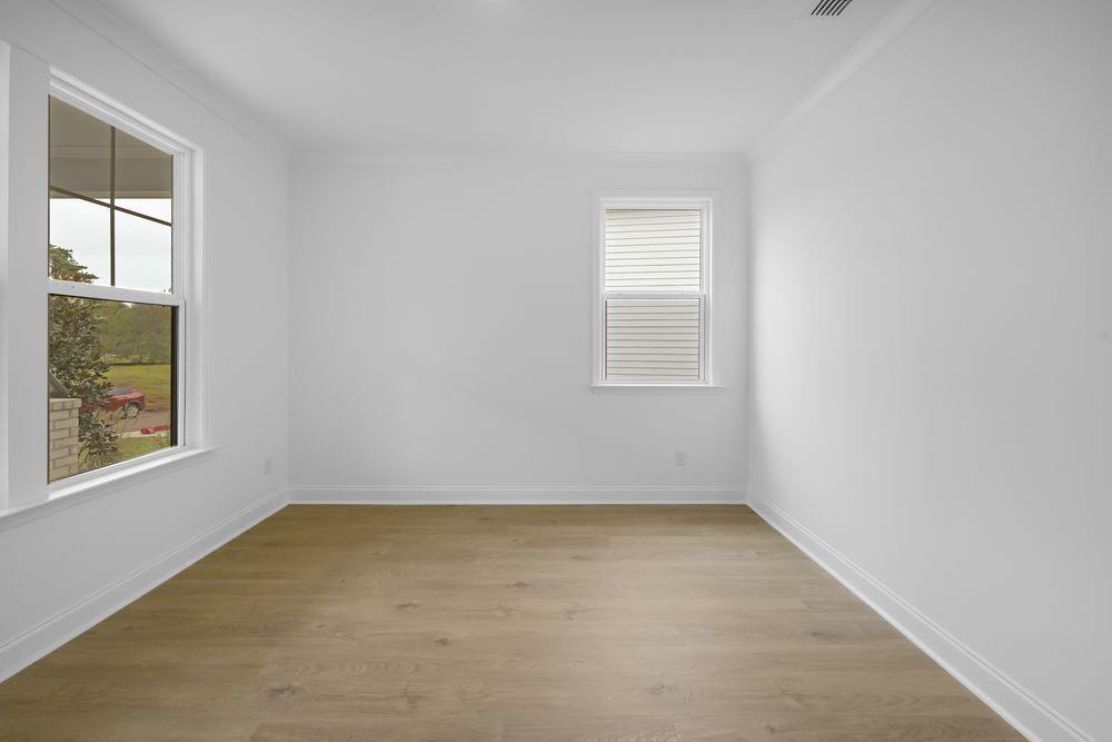 2311 Ellie Way Kennesaw, GA 30152 - Photo 3 of 35 an empty room with a window
