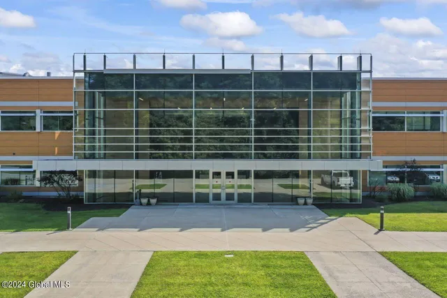 $7,000 | 107 Hermes Road, Unit SUITE 200B, Ballston Spa, NY 12020