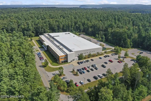 $7,000 | 107 Hermes Road, Unit SUITE 200B, Ballston Spa, NY 12020