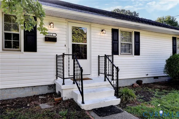 $320,000 | 314 Winchester Drive, Hampton, VA 23666