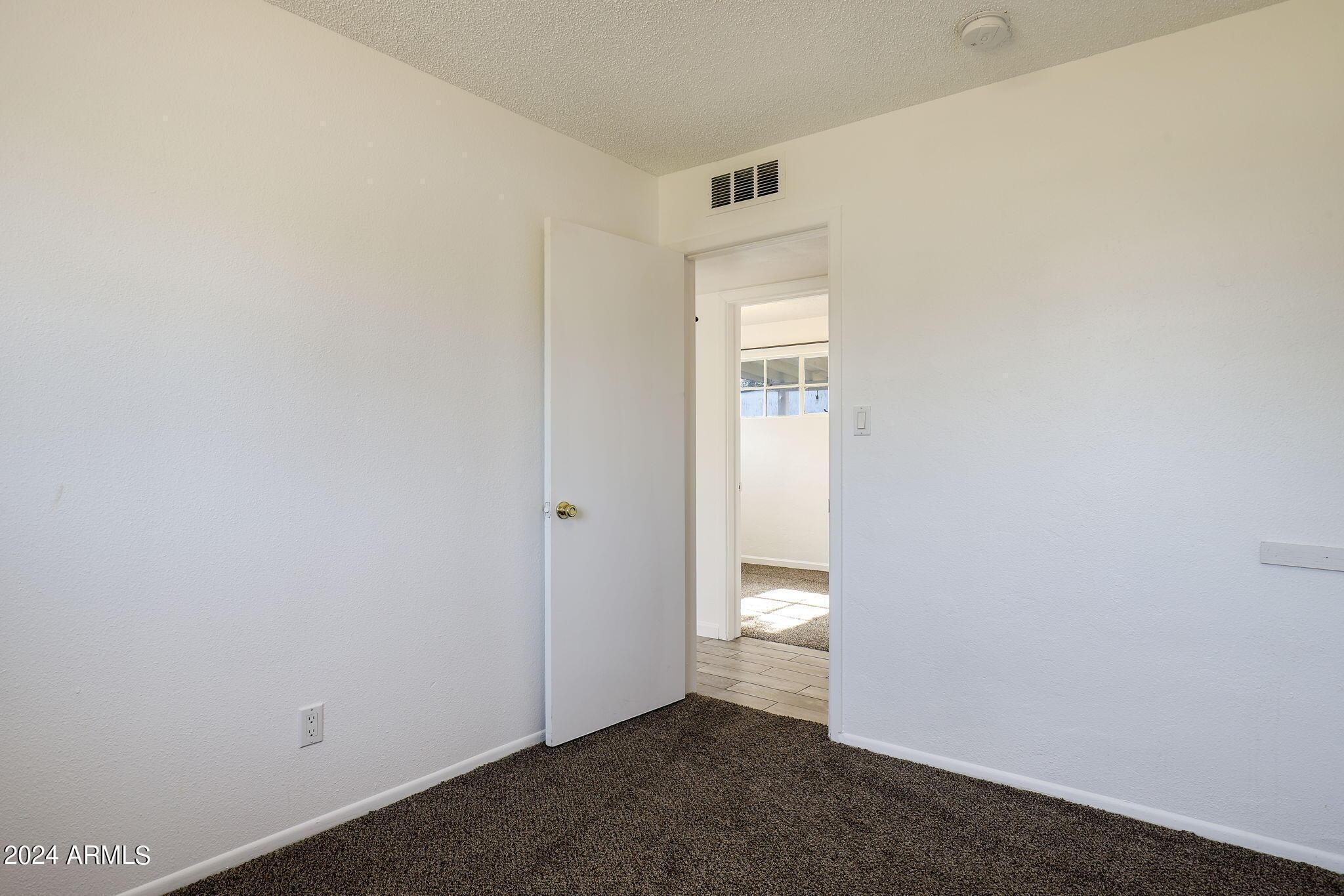 2617 West Vineyard Road Tempe, AZ 85282 - Photo 19 of 31 Photo #19