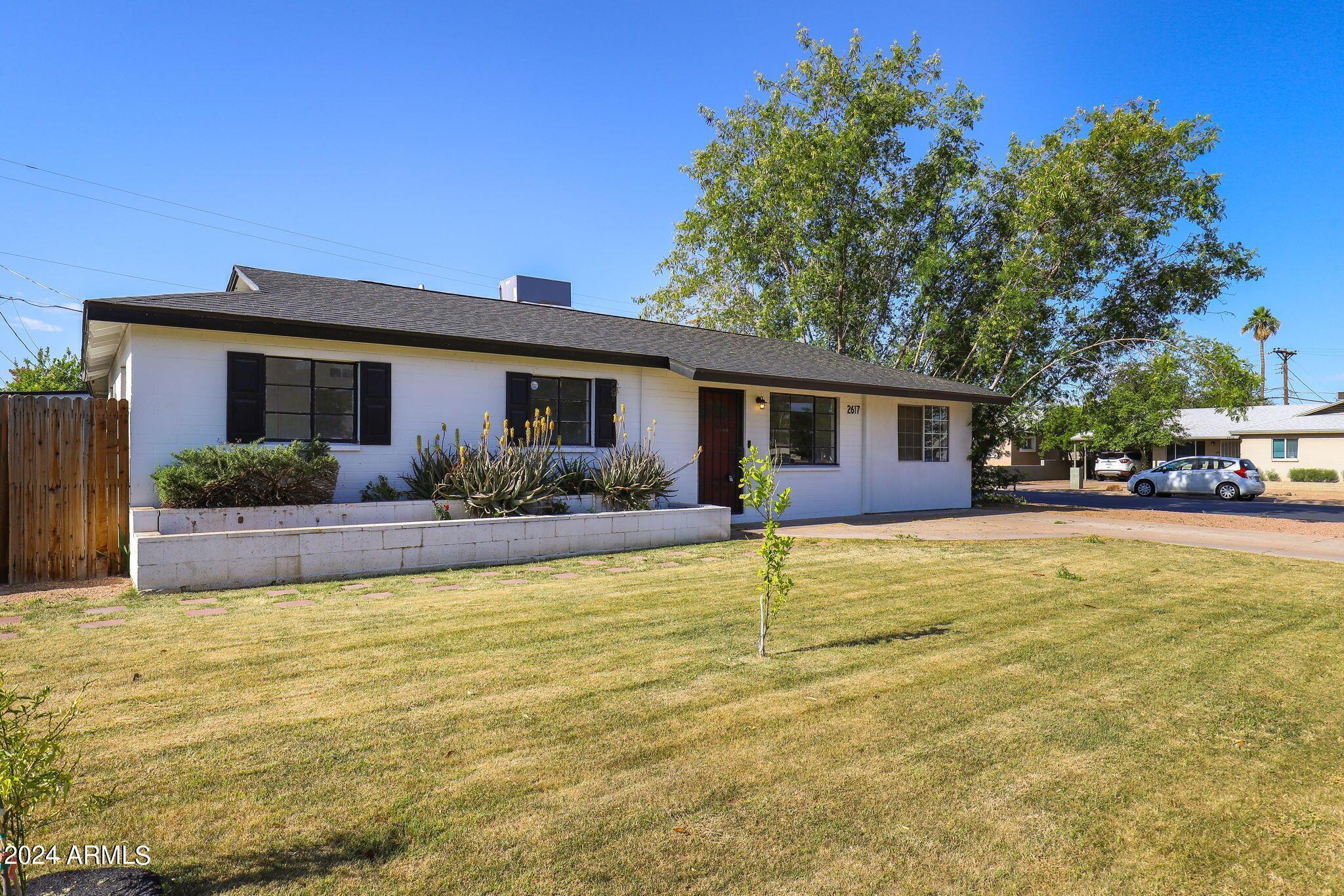 2617 West Vineyard Road Tempe, AZ 85282 - Photo 2 of 31 Photo #2