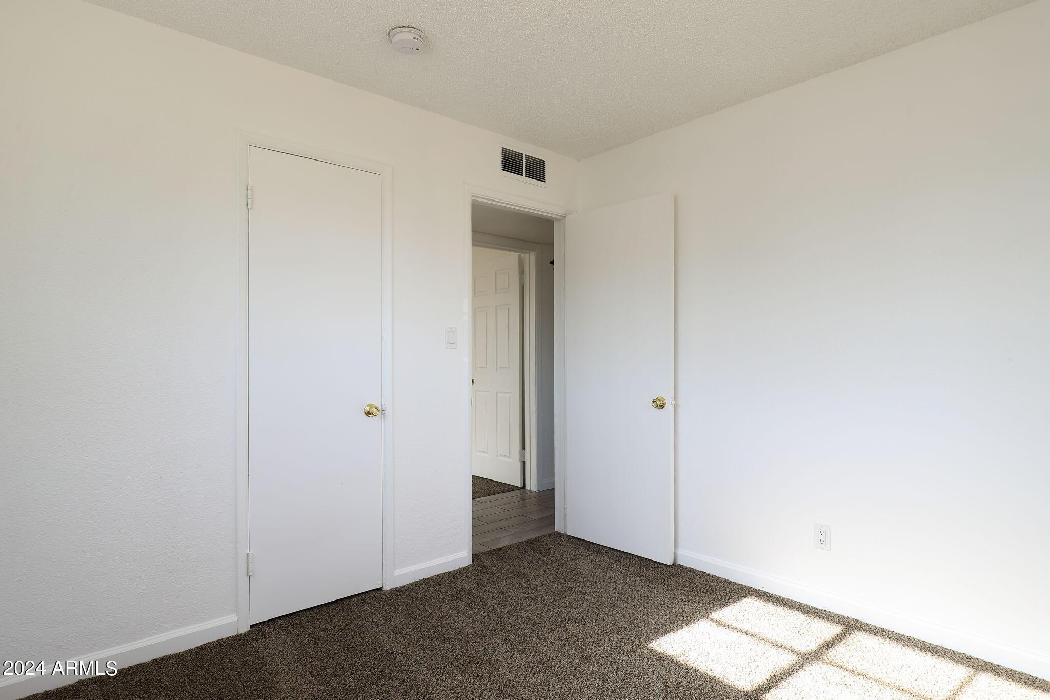 2617 West Vineyard Road Tempe, AZ 85282 - Photo 21 of 31 Photo #21