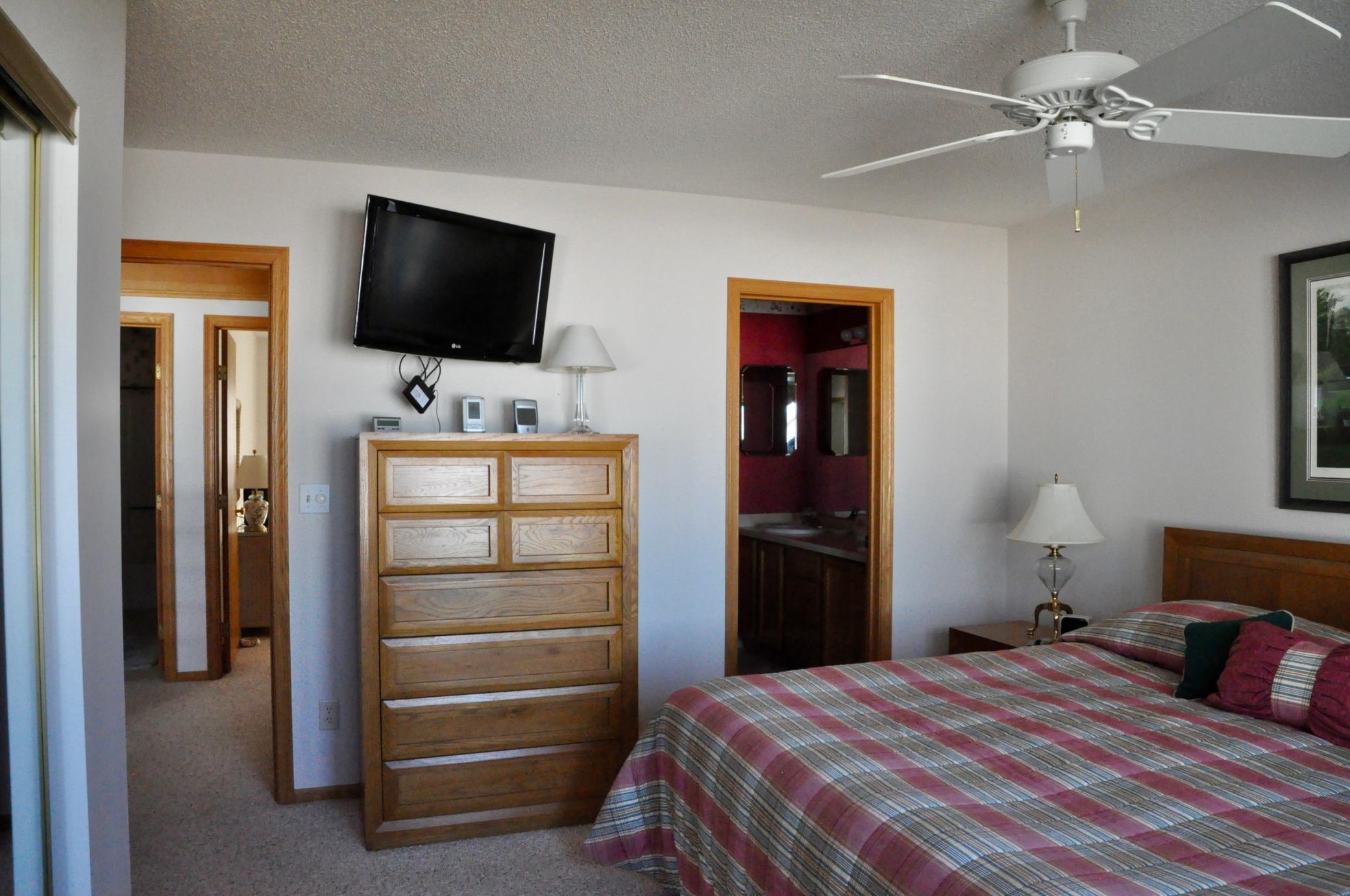 8588 Tuxedo Road, Unit 121 Onamia, MN 56359 - Photo 12 of 18 Gallery Image 12