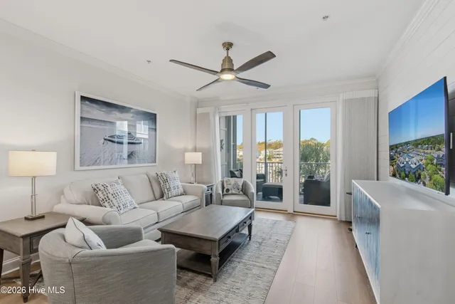 $3,200 | 2571 St James Drive Southeast, Unit 205, Southport, NC 28461