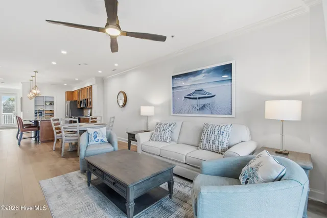 $3,200 | 2571 St James Drive Southeast, Unit 205, Southport, NC 28461