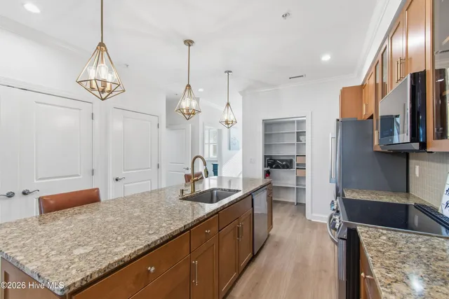 $3,200 | 2571 St James Drive Southeast, Unit 205, Southport, NC 28461