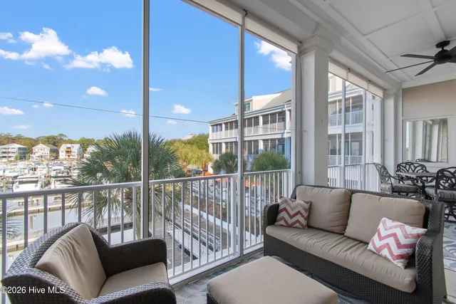 $3,200 | 2571 St James Drive Southeast, Unit 205, Southport, NC 28461