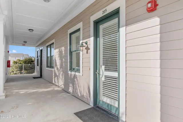 $3,200 | 2571 St James Drive Southeast, Unit 205, Southport, NC 28461