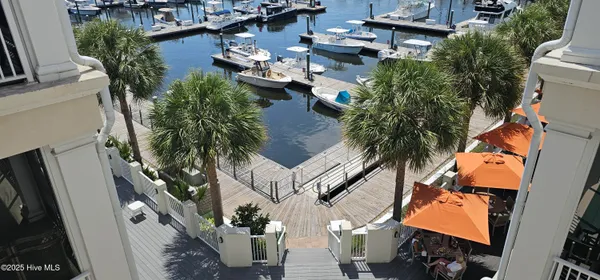 $3,200 | 2571 St James Drive Southeast, Unit 205, Southport, NC 28461