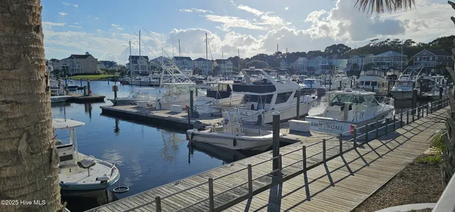 $3,200 | 2571 St James Drive Southeast, Unit 205, Southport, NC 28461