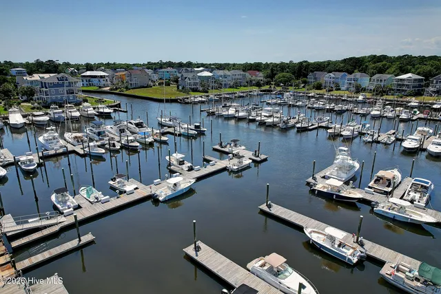 $3,200 | 2571 St James Drive Southeast, Unit 205, Southport, NC 28461