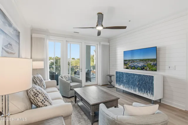 $3,200 | 2571 St James Drive Southeast, Unit 205, Southport, NC 28461