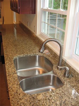 444 Springfield Street Wilbraham, MA 01095 - Photo 4 of 25 Gallery Image 4
