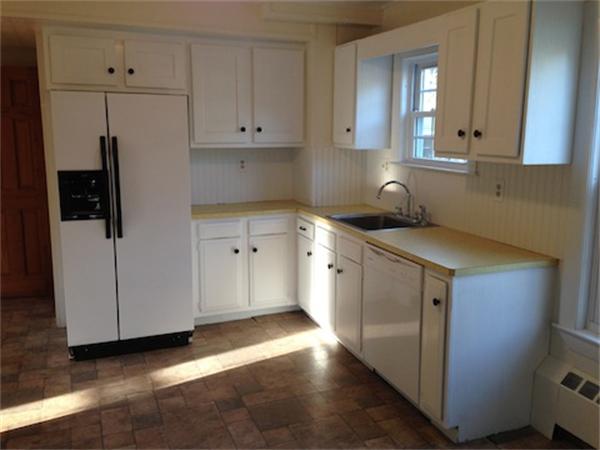10 Maple Street Townsend, MA 01469 - Photo 8 of 18 Gallery Image 8