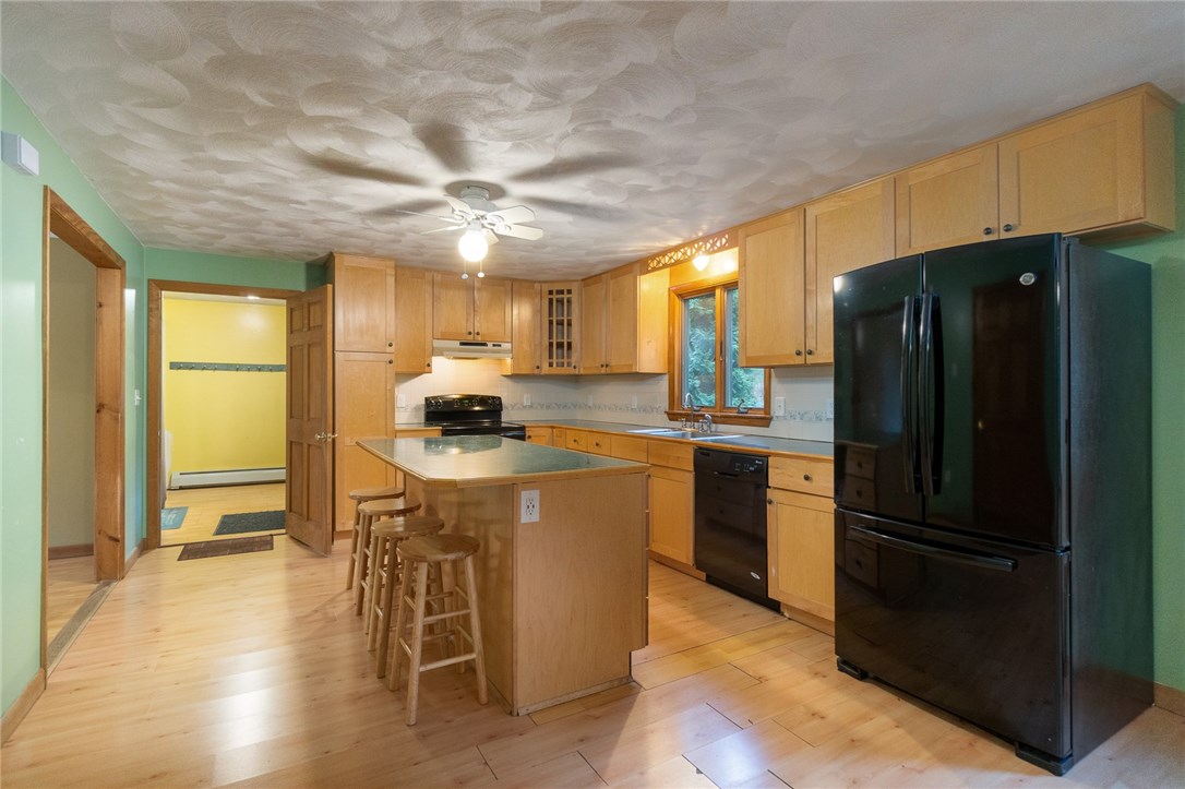 209 Smith Road Burrillville, RI 02830 - Photo 3 of 14