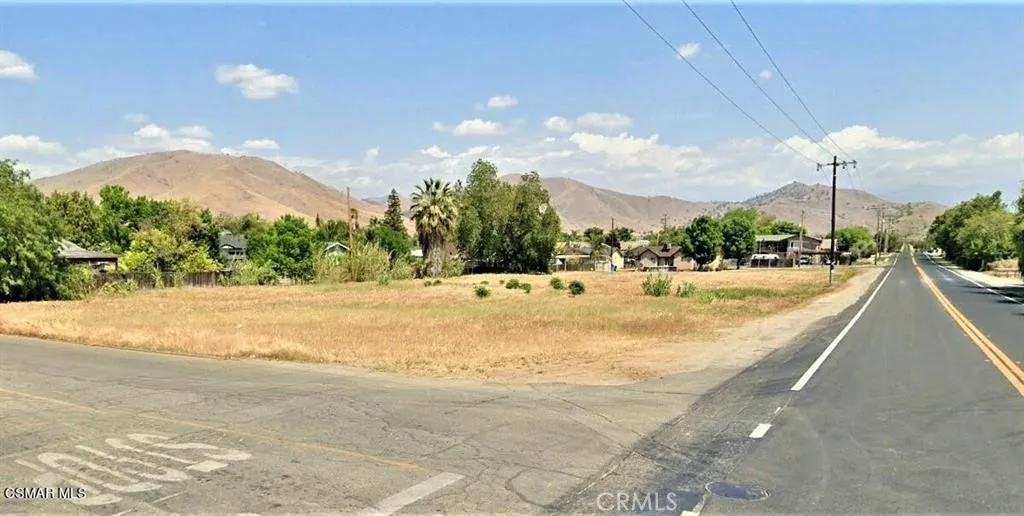 0 Narango Woodlake, CA 93286 - Photo 5 of 8 a view of outdoor space with swimming pool
