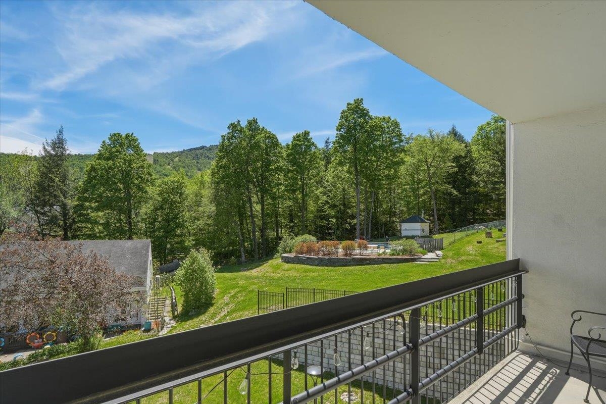 205 Mountainside Drive, Unit 35 Warren, VT 05674 - Photo 11 of 33