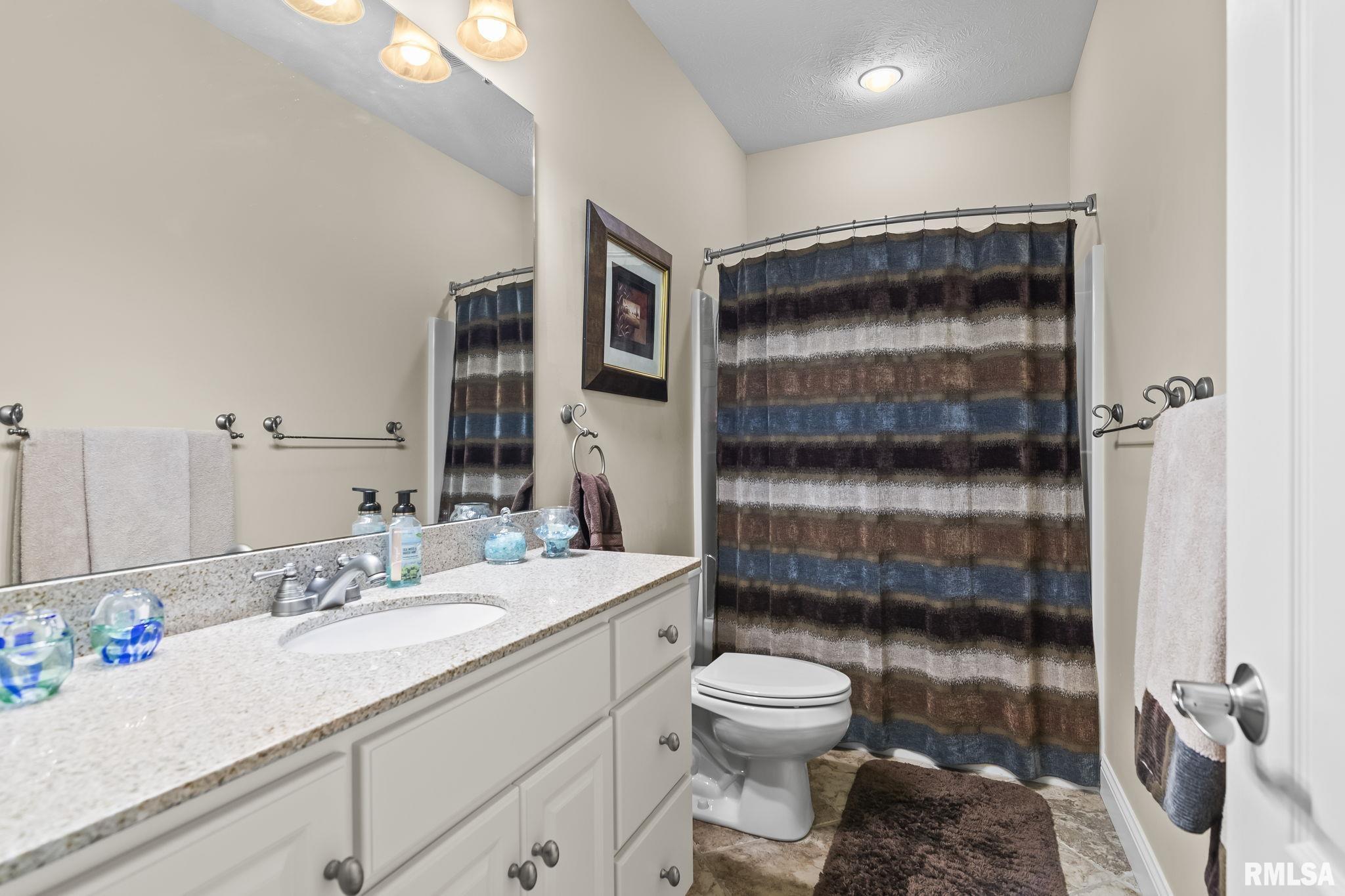2104 Dubsdread Lane Springfield, IL 62711 - Photo 17 of 55