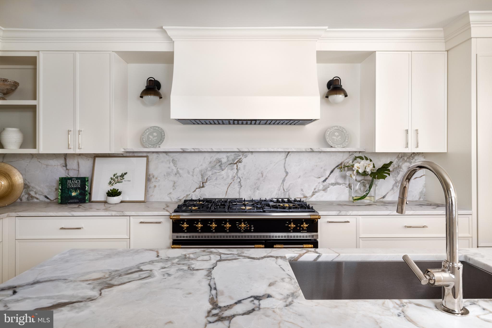 3418 Reservoir Road Northwest Washington, DC 20007 - Photo 8 of 42 Gallery Image 8
