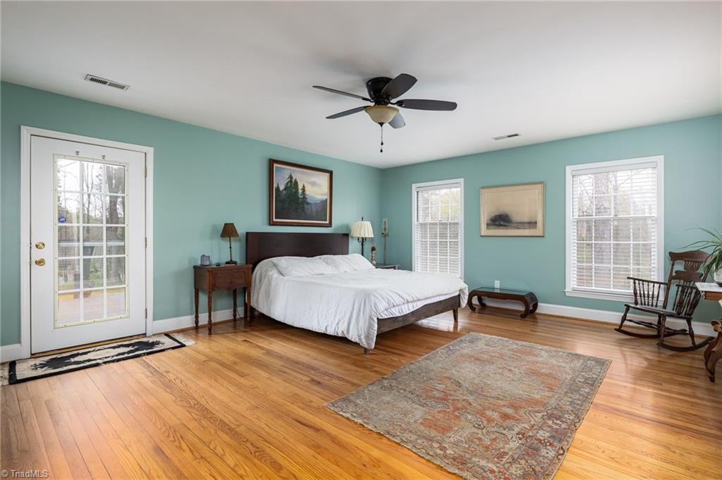 304 Shadow Valley Road High Point, NC 27262 - Photo 22 of 47