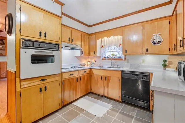 $292,300 | 463 Compton Road, Silver Creek, GA 30173