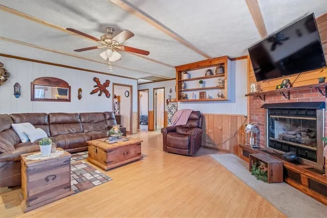 $292,300 | 463 Compton Road, Silver Creek, GA 30173