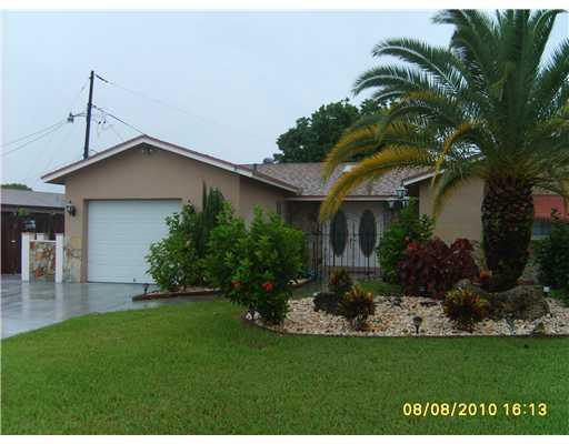 22186 Southwest 60th Avenue Boca Raton, FL 33428 - Photo 1 of 6 Primary Photo