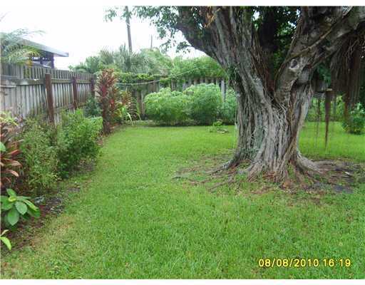 22186 Southwest 60th Avenue Boca Raton, FL 33428 - Photo 3 of 6 Additional Photo