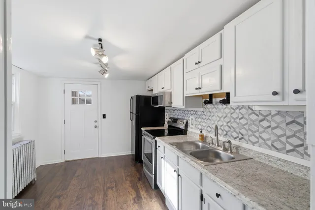 $199,900 | 24 North 5th Street, Columbia, PA 17512