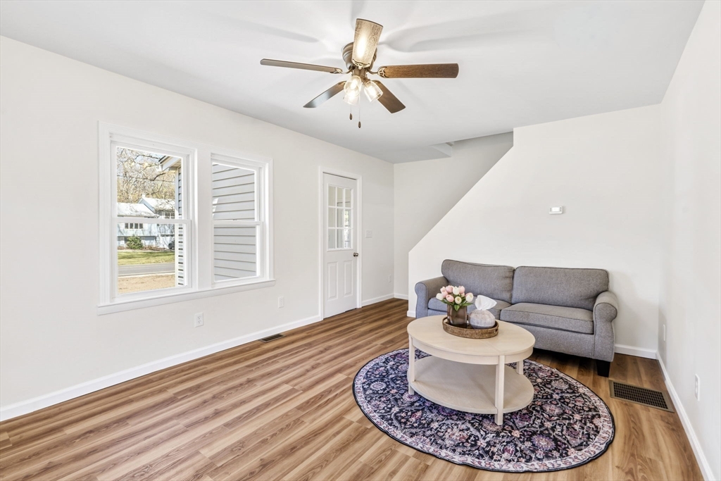 30 Gunn Road Southampton, MA 01073 - Photo 14 of 37