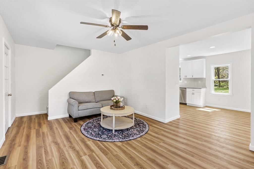 30 Gunn Road Southampton, MA 01073 - Photo 15 of 37
