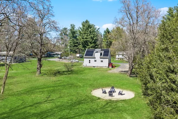 $399,900 | 30 Gunn Road, Southampton, MA 01073