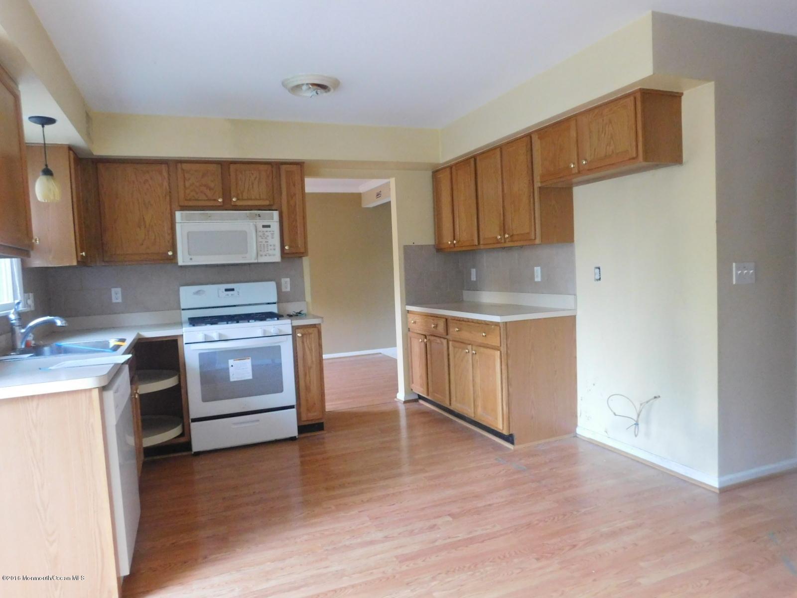 2116 Dolly Road Toms River, NJ 08753 - Photo 5 of 19 138