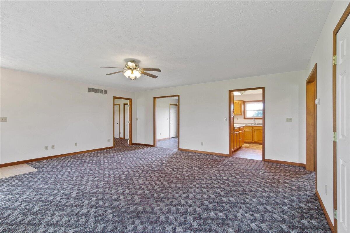 4972 Clark Road Urbana, OH 43078 - Photo 8 of 58