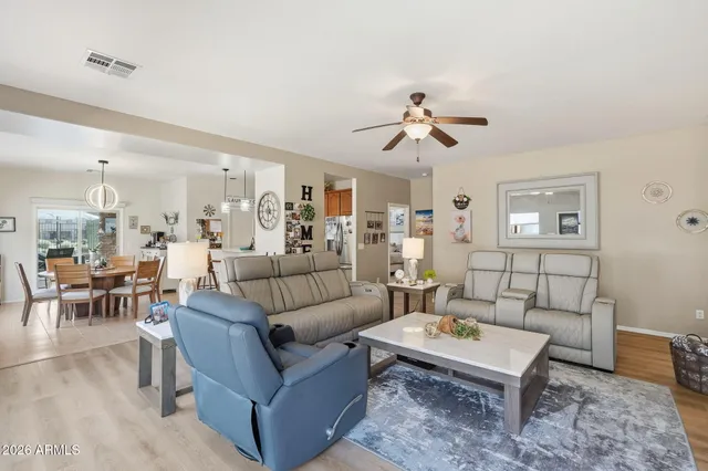 $436,900 | 1157 East Daisy Way, San Tan Valley, AZ 85143