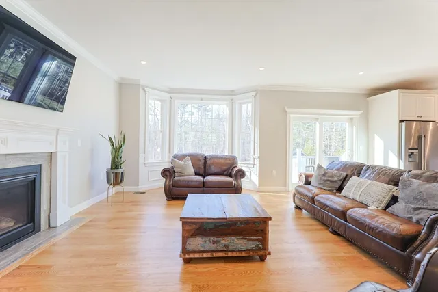 $929,500 | 123 Pike Avenue, Attleboro, MA 02703