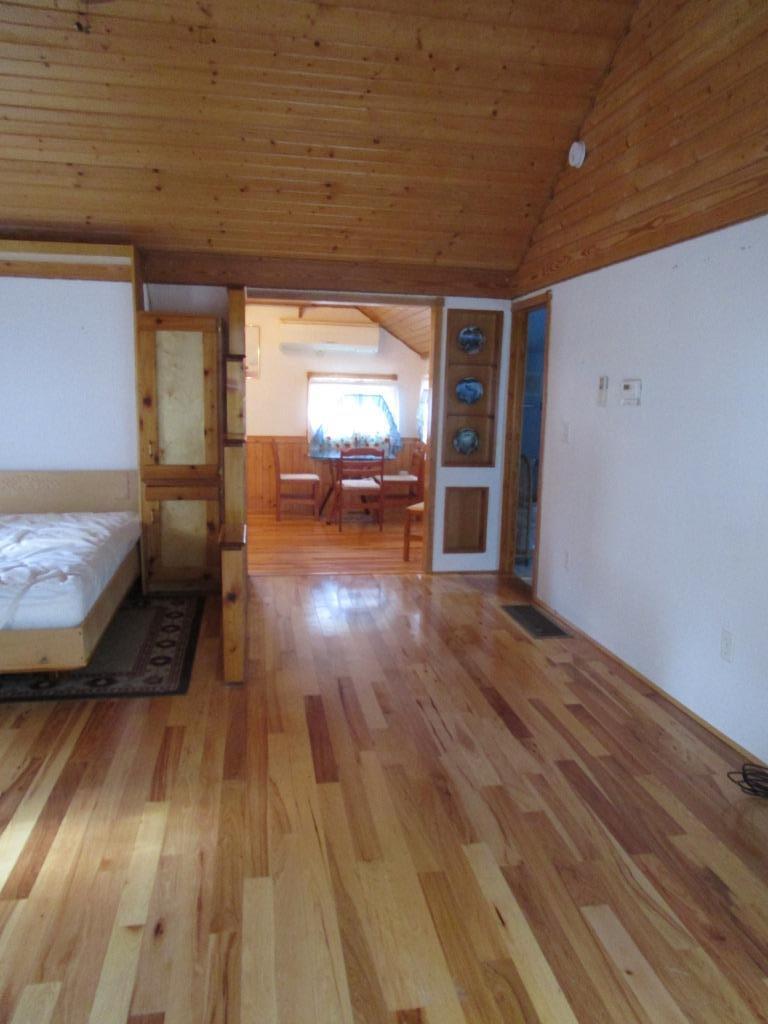 205 Center Street Waldron, MI 49288 - Photo 4 of 18 Bailey02