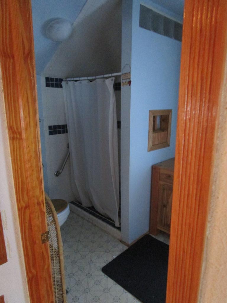 205 Center Street Waldron, MI 49288 - Photo 6 of 18 Bailey03